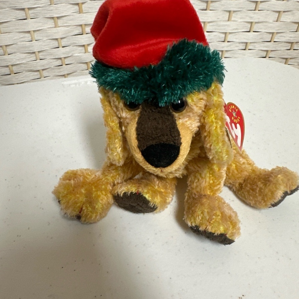 Ty Vintage 2000 Beanie Babies Collection Jinglepup the Christmas Dog, Plush